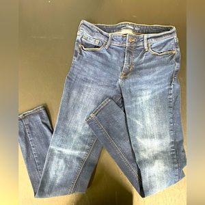 Old Navy Rockstar Skinny Jean